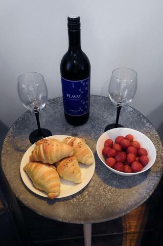 Mely Apartment In The City Center