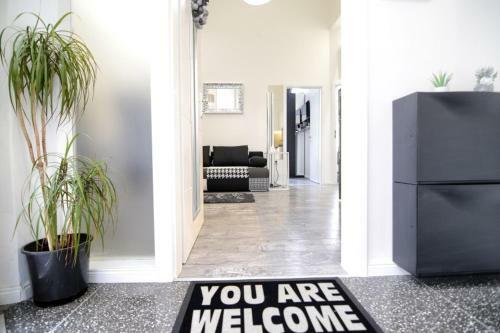 Lea Apartment - Free Parking In Front For 2 Cars