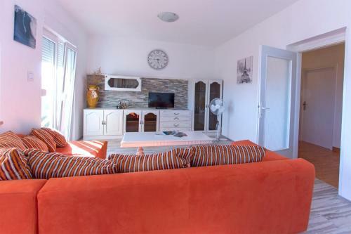 Apartamentos Nella