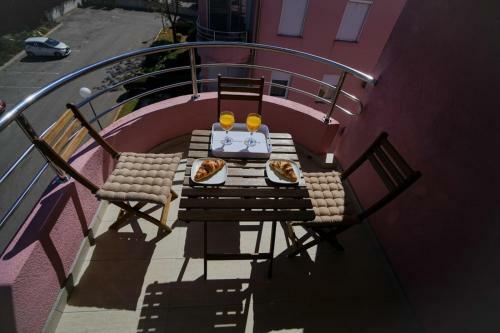 Apartment Nicol
