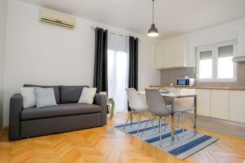 Apartment Lolly