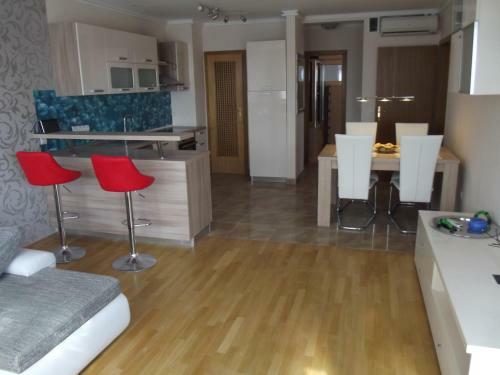 City Beach Apartment