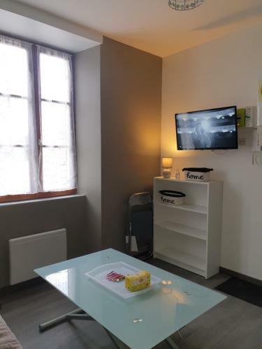 Hostal Studio Meubl� Au Rdc , Proche Lac