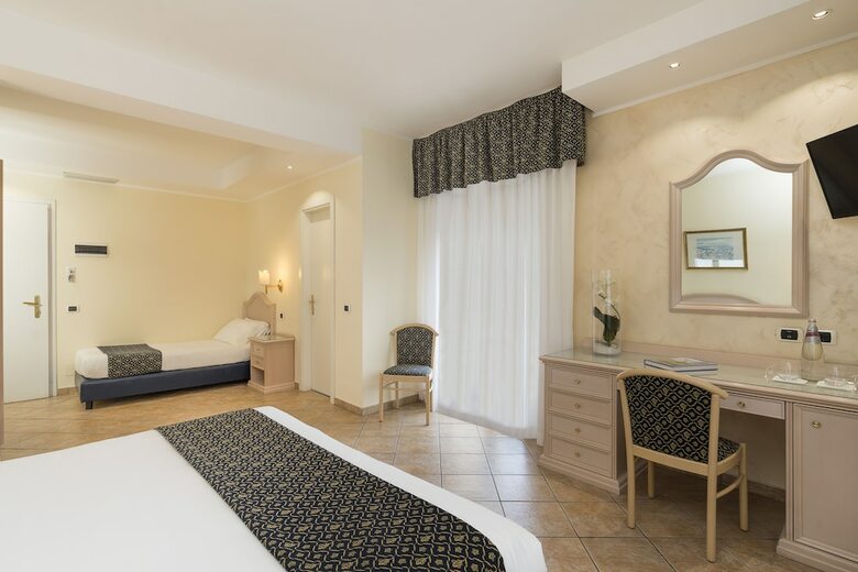 Hotel Sant Alphio Garden