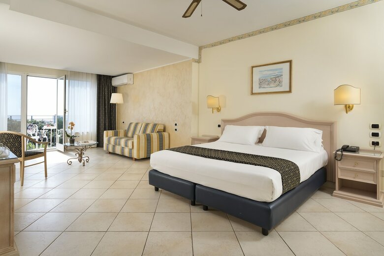 Hotel Sant Alphio Garden