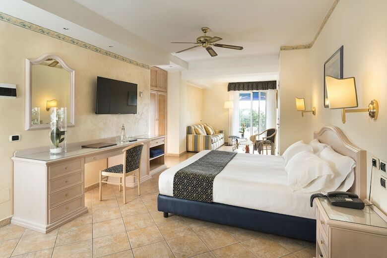 Hotel Sant Alphio Garden