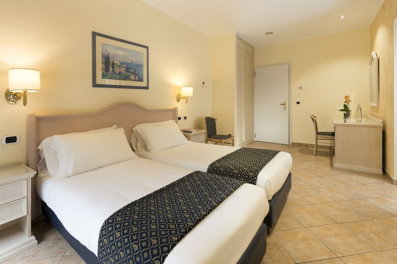 Hotel Sant Alphio Garden