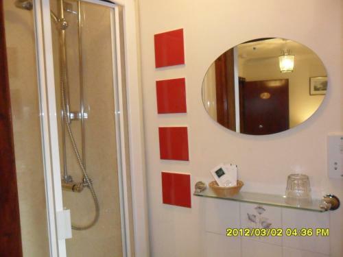 Hostal Thorpe Lodge Hotel