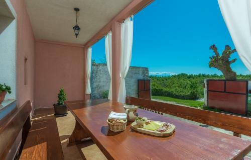 Holiday House Lepricani