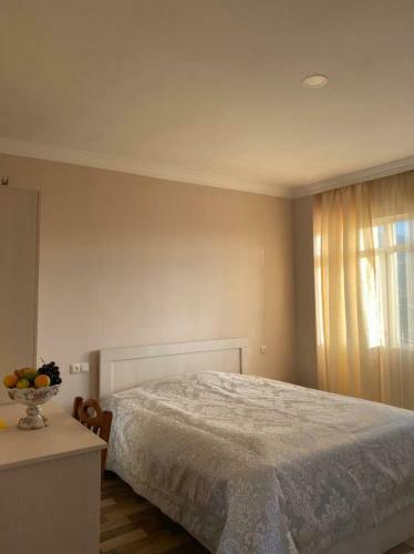Hostal Chakvi View Guest House