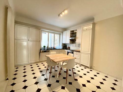 Apartamento Large And Bright 2br In The Nightlife District