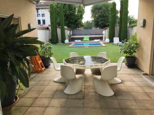 Bed & Breakfast Au 120 Maison Ville Piscine