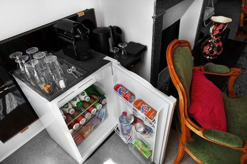 Hostal Le Cherche Midi Chambres D'h�tes