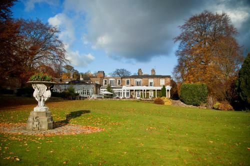 Ringwood Hall Hotel