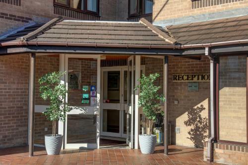 Sandpiper Hotel & Restaurant