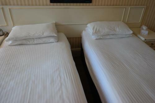 Hotel Celebrity