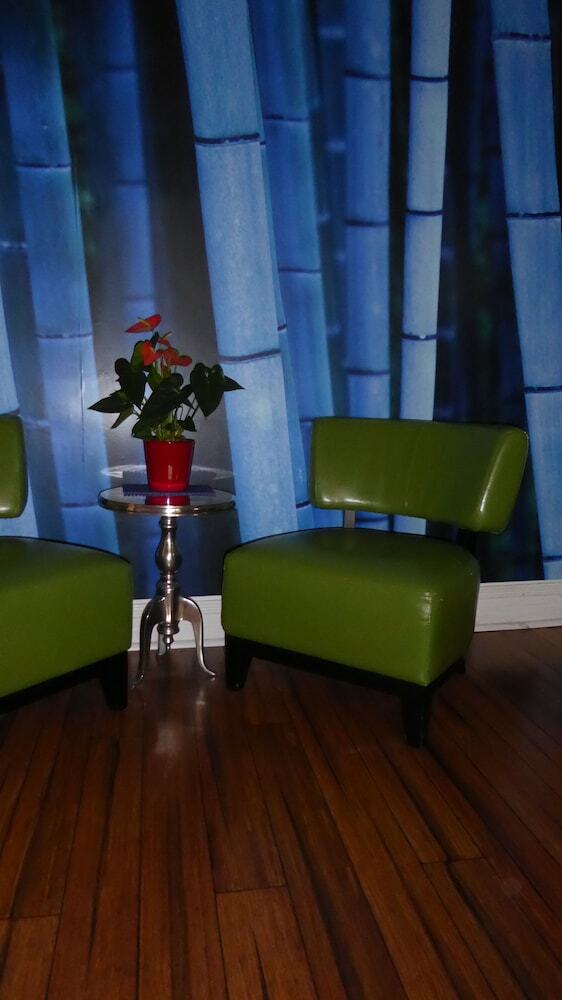 Hostal Bamboo Guesthouse