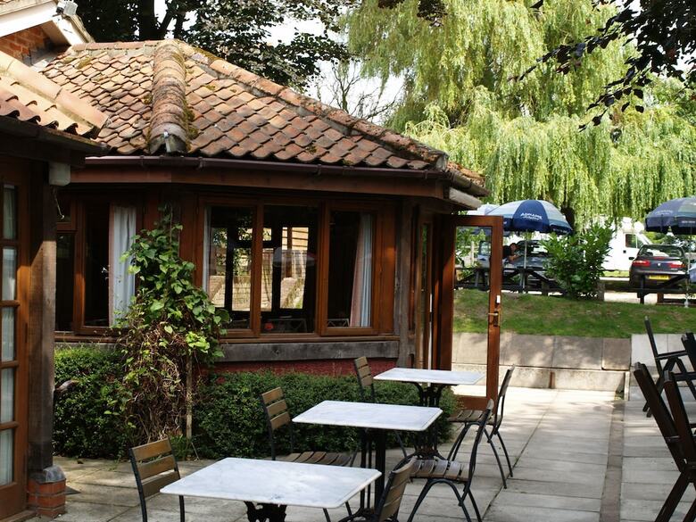 Hotel The Olde Windmill Inn