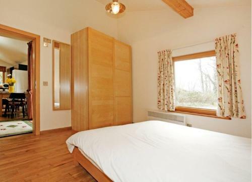 Ballyhoura Mountain Luxury Holiday Lodge No 13