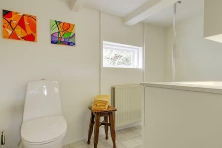 Charmerende Ferie N�r, Hav, Land Og By