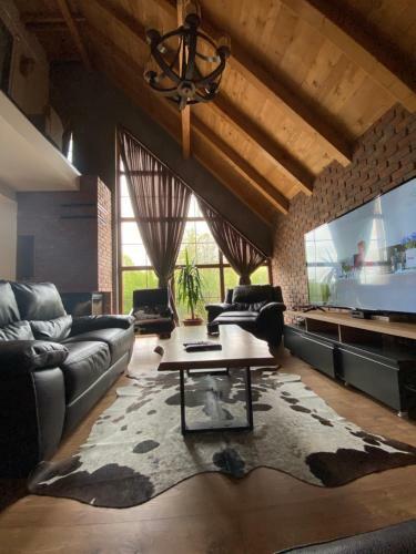 Villa Lake House