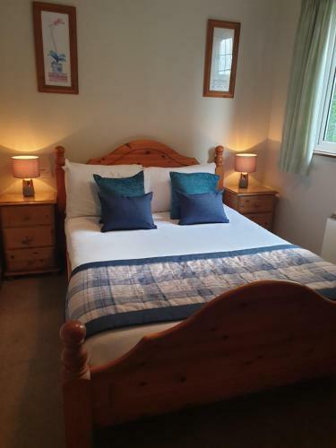Judds Folly Hotel