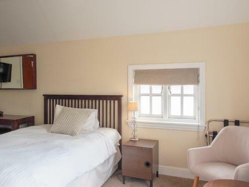 Bed & Breakfast Elmdon Lodge