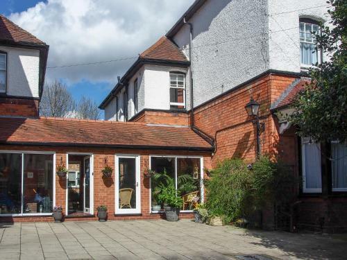 Bed & Breakfast Elmdon Lodge