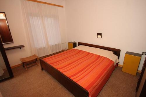 Apartments With A Parking Space Manjadvorci, Marcana - 7445