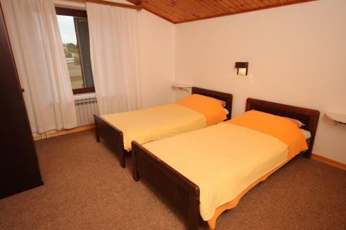 Apartments With A Parking Space Manjadvorci, Marcana - 7445