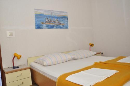 Apartment In Barbat With Balcony, Air Conditioning 660-3