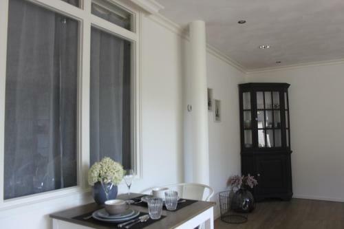 Reseda Apartment