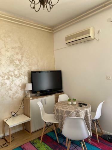 Apartamento One Bedroom Apt With Large Terrace With Seaview