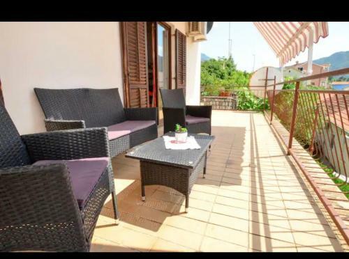 Apartamento One Bedroom Apt With Large Terrace With Seaview