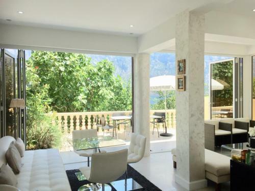 Apartamento Astonishing Views Across Water And Mountain!