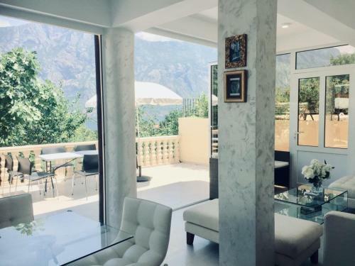 Apartamento Astonishing Views Across Water And Mountain!
