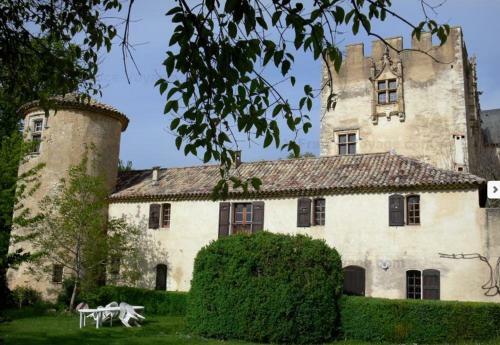 Conci�rgerie Du Ch�teau D'allemagne En Provence