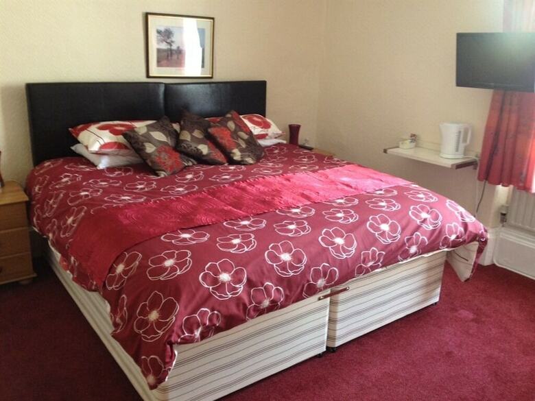 Hostal Angel Guesthouse