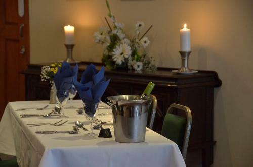 Hotel Auld Cross Keys Inn