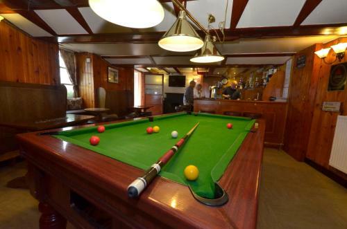 Hotel Auld Cross Keys Inn