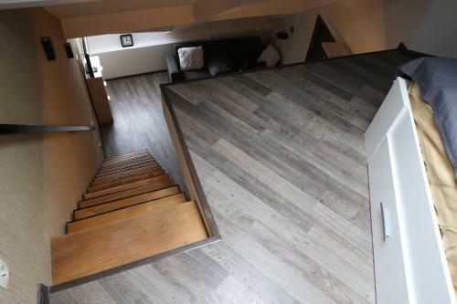 Two Level Apartment Redco 3