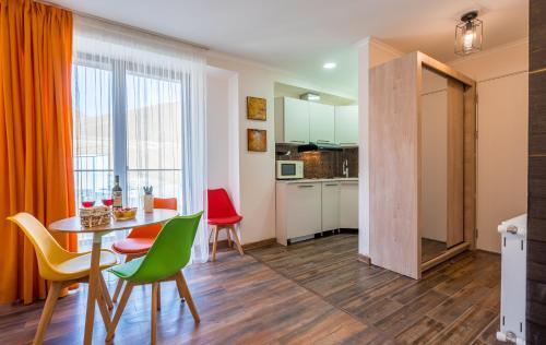 Apartment422
