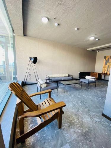 Marshall Apartment 202