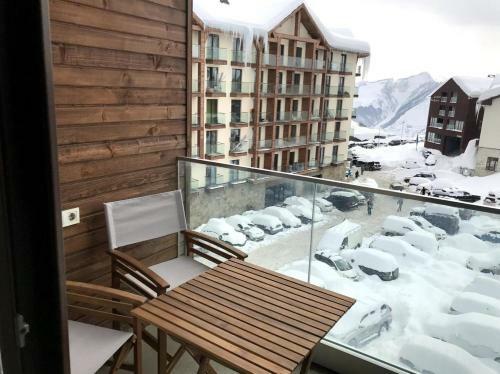 Two-bedroom Apartment Next To The Gondola Ski Lift