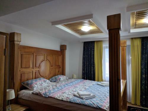 Hotel And Restaurant Abas