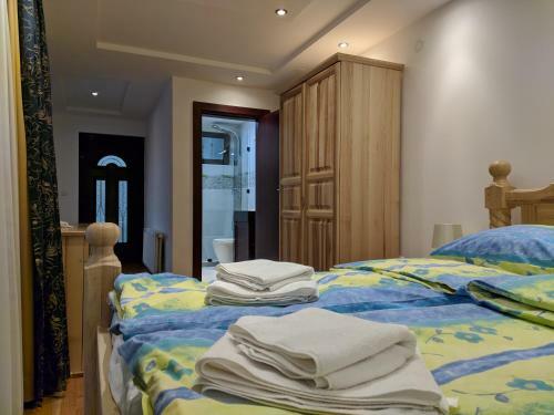 Hotel And Restaurant Abas
