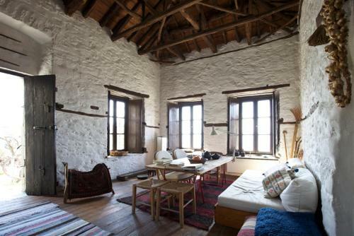 Authentic Pelion House