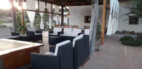 Hostal The Straw House