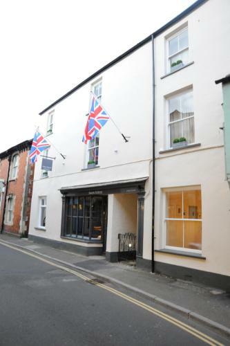 Bed & Breakfast Swain House