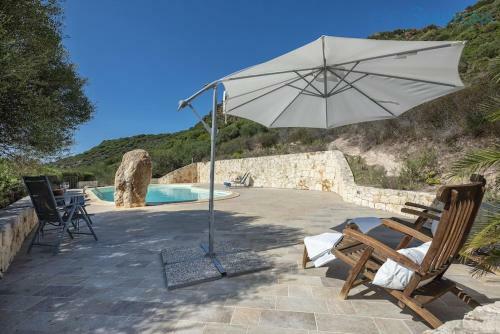 Villa Verde Con Piscina Indipendente Con 5 Camere E 4 Bagni